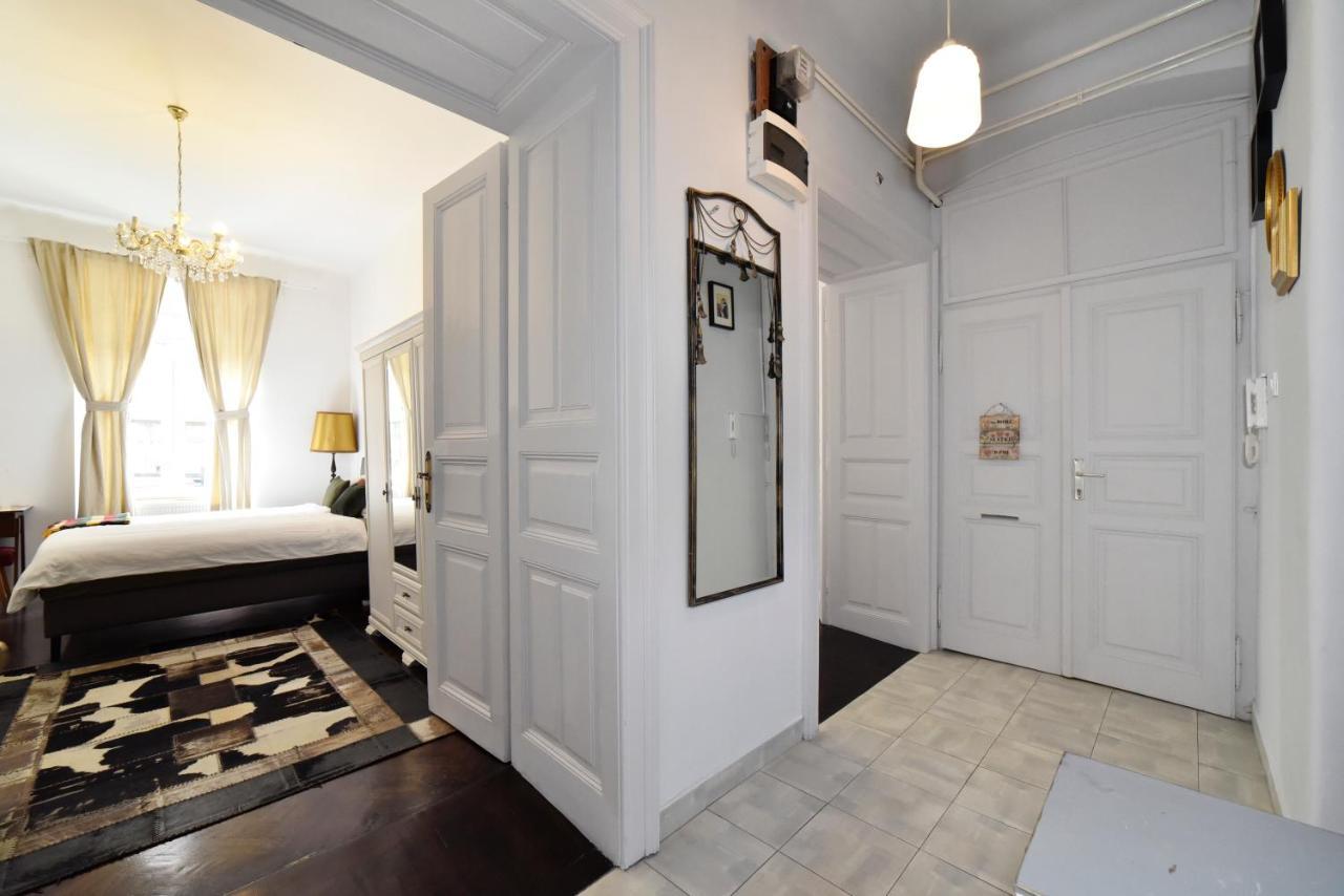 1Br In Central Zagreb & Main Station, Free Parking Apartment Bagian luar foto